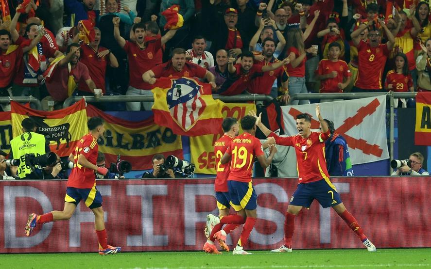Türkiyenin EURO 2024te gruptan çıkma şansı belli oluyor Millilerin son 16 turu hesapları...