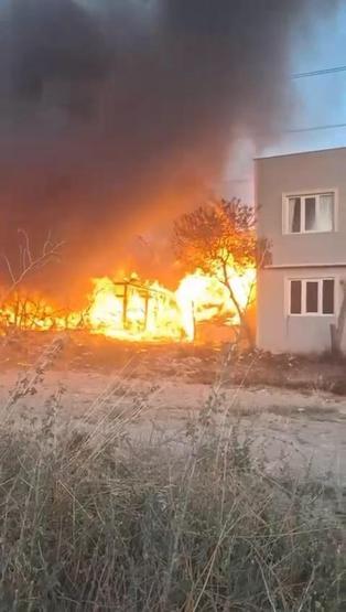 Tüpler bomba gibi patladı, ev alevlere teslim oldu