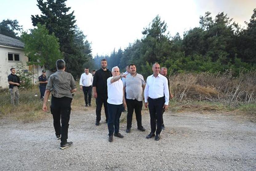 Bursada korkutan yangın Uludağ Üniversitesindeki yurtlar boşaltıldı