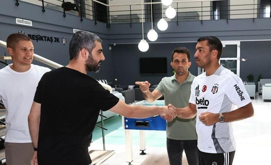 Beşiktaşta Giovanni van Bronckhorst, görevine başladı