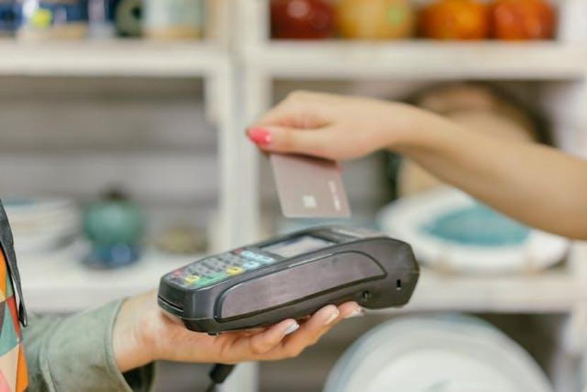 Rekor ceza yolda Başkasının IBAN’ını, POS cihazını kullananlar şimdi yandı ‘30.000 - 45.000 TL’