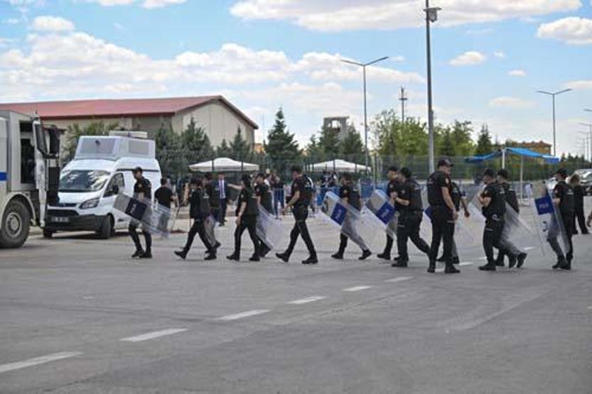 SON DAKİKA HABERİ... Sinan Ateş cinayeti davasının dördüncü celsesi başladı Ayşe Ateş: Bildiğim hiçbir şeyin sır kalmasını istemiyorum