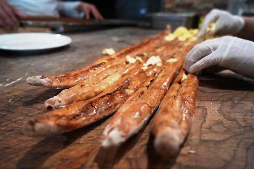 Türkiyenin en iyi 100 yemeği arasında Bafra pidesi yer aldı