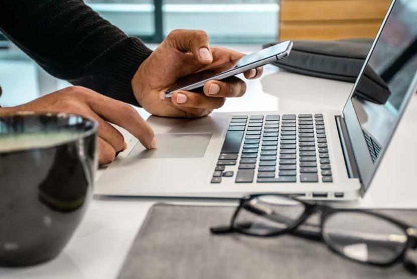 Çalışanların üçte biri “e-posta stresi” yaşıyor
