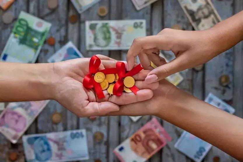 ELİNDE ALTIN OLANLAR DİKKAT İslam Memiş Beklenen gün geldi çattı diyerek uyardı Dananın kuyruğu koptu