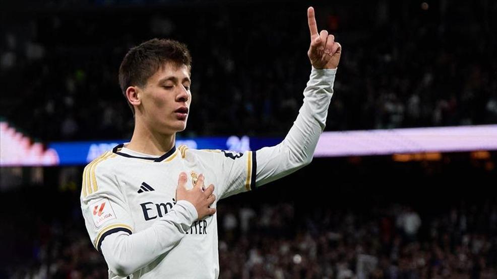 Real Madridde Ancelottiden Arda Gülere yeni görev