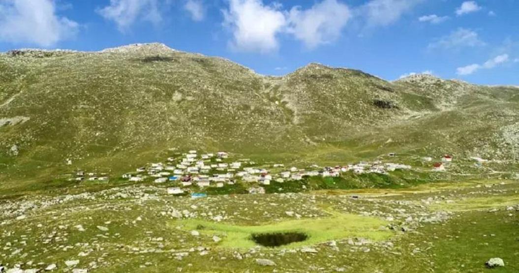 Bu yaz güneş değil, oteller cep yakıyor Aman kimse duymasın, gören imrenecek: Kamp tatili yapabileceğiniz 4 Karadeniz yaylası