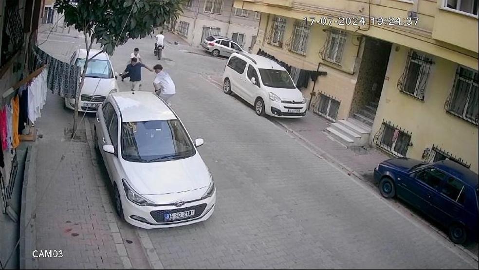 GÜPEGÜNDÜZ KURŞUN YAĞMURU: 18 yaşındaki Emre Balaban hayatını kaybetti