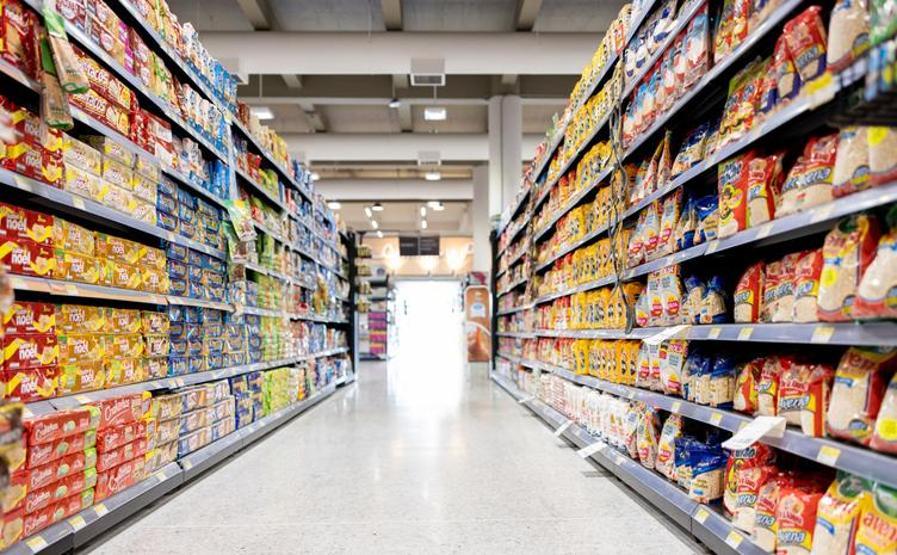 Ticaret Bakanlığı ekipleri İstanbulda sahaya indi Market ve restoranlar denetlendi...