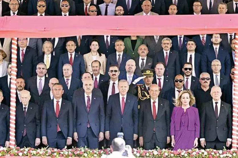 Cumhurbaşkanı Erdoğandan KKTCde net mesajlar: Federal çözüm mümkün değil