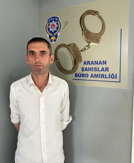 SAHTE KİMLİKLE 2 YIL KAÇTI: Serüven restorantta son buldu