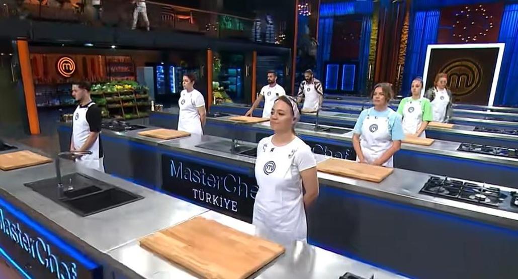 Son dakika: MasterChef’te ana kadroya giren 10. yarışmacı belli oldu Onur Deniz kavgası 22 Temmuz MasterChef ana kadroya kim girdi, kim kazandı