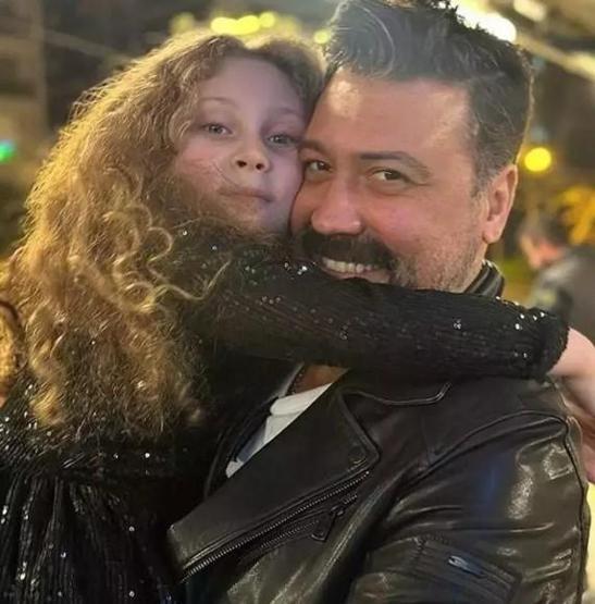 2020 yılında boşanmışlardı GÖSTERİDE PİŞTİ OLDU