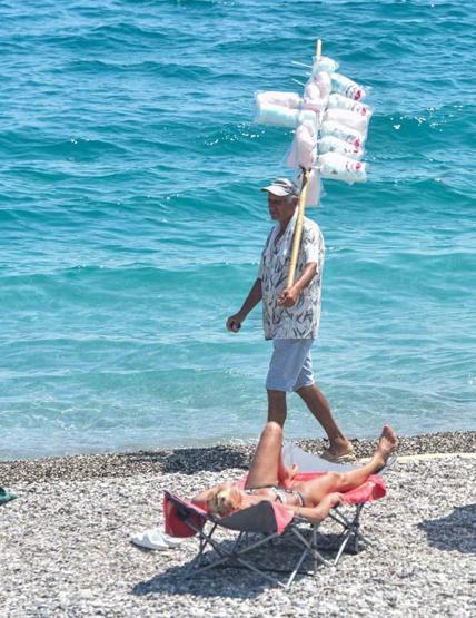 Sıcak havada sokak lezzetlerinde seyyar tehlike: Midye dolma yerken bir kez daha düşünün