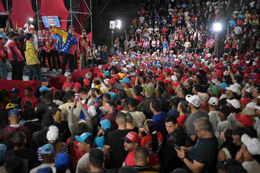Venezuelada devlet başkanı seçimini Nicolas Maduro kazandı