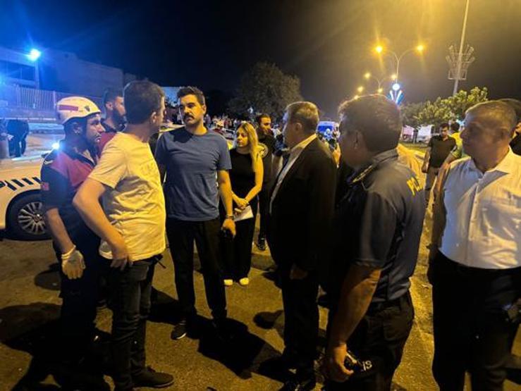 Son dakika haberi: Şanlıurfada otomobil yayalara çarptı Ölü ve yaralılar var
