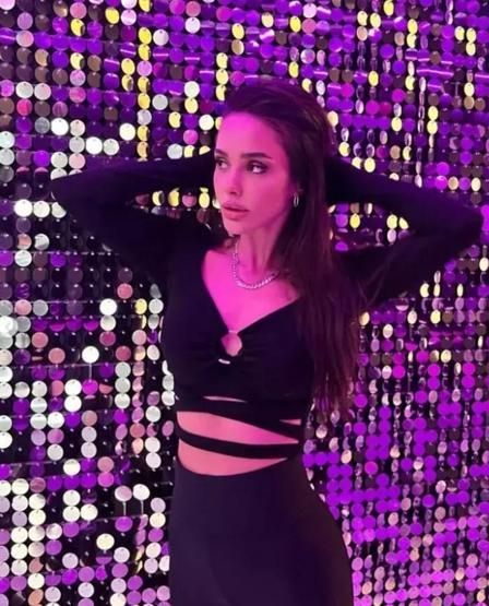 Akasya Durağı’nın Dilek’i Pelin Sönmez paylaşımlarıyla sosyal medyayı sallıyor