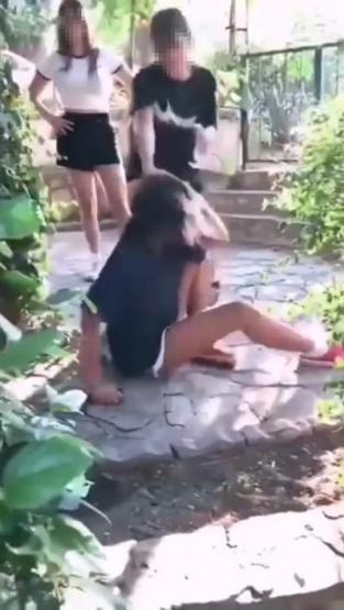 Akran zorbalığı Tatil beldesinde tepki çeken görüntü
