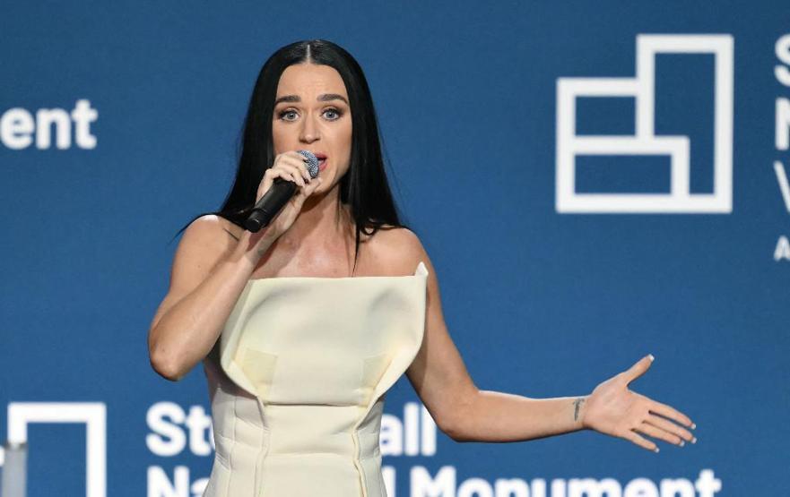 Katy Perry’e İspanya’da inceleme şoku