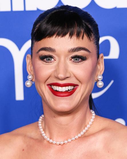 Katy Perry’e İspanya’da inceleme şoku