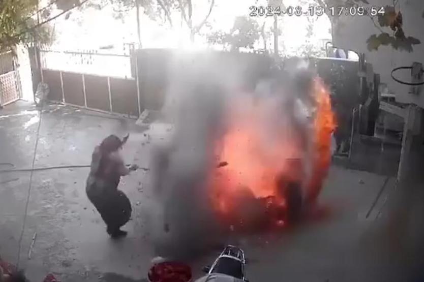 Kimse ne olduğunu anlamadı Bomba gibi patladı