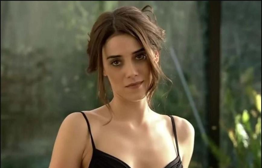 Cansu Dereden aşk itirafı
