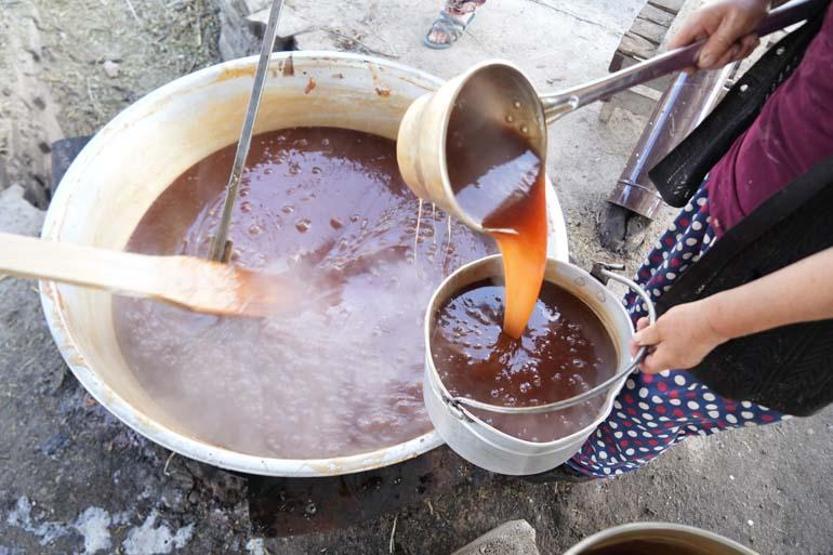 Niğdede yerel lezzet köfter zamanı