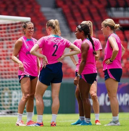 FUTBOLU BIRAKTI San Diego Wave FCnin güzeller güzeli yıldızı Alex Morgana bakın En güzel futbolcu