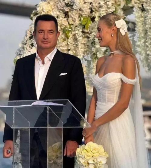 Acun Ilıcalıdan romantik itiraf: Düğünü Adan Zye Çağlayı mutlu etmek için yaptım