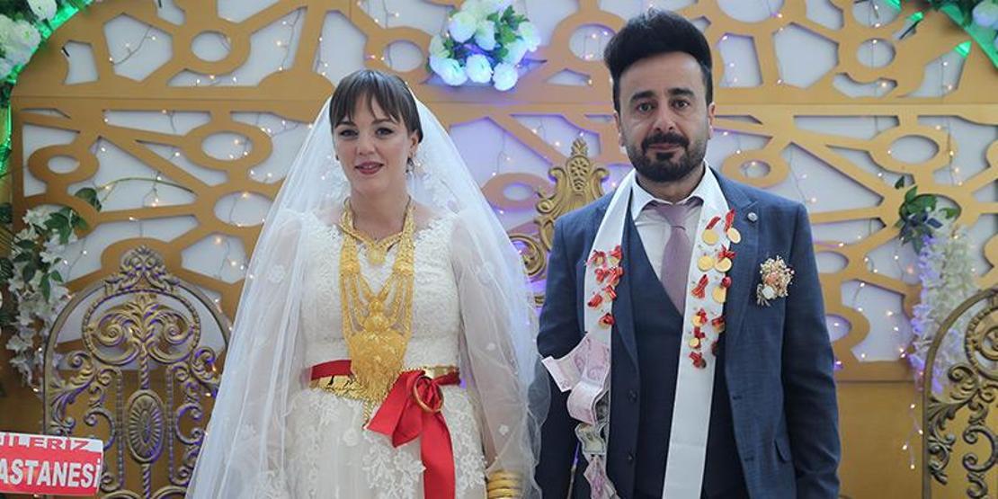 Ukraynalı doktor, Hakkariye gelin geldi 2 gün süren düğünle evlendiler