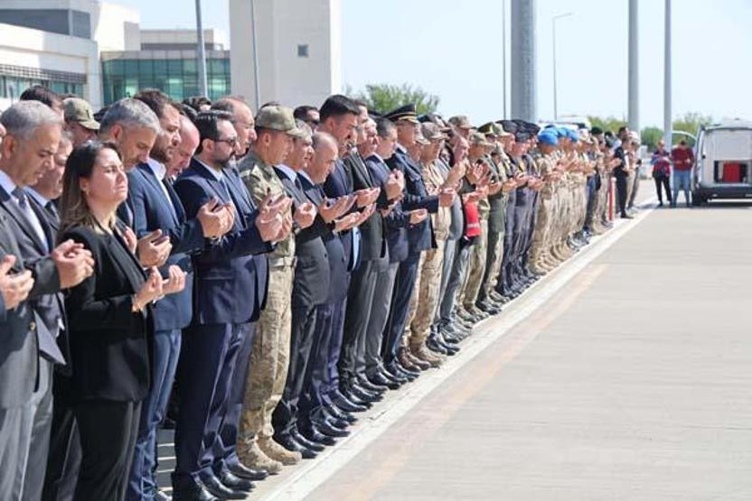 Tunceli’deki kazada şehit olan 4 asker memleketlerine uğurlandı