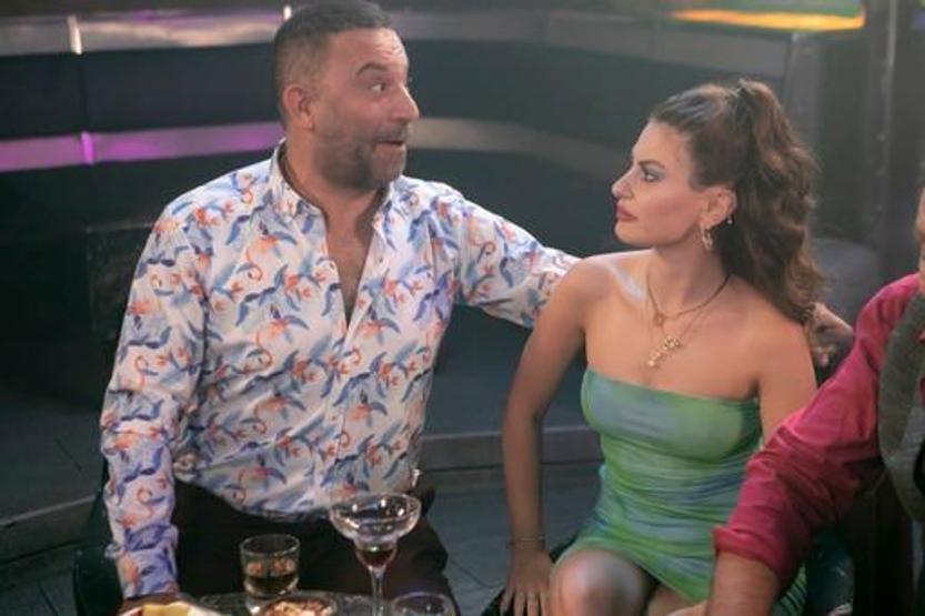 OPERASYONA PAVYON MOLASI İNCİ TANELERİ’NİN ÜNLÜ ŞARKISI ARKA SOKAKLAR’DA