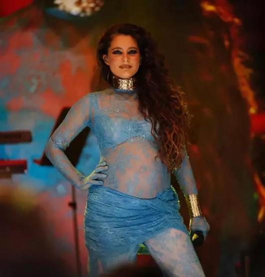 Atiye üçüncü kez anne oluyor Bebeğinin cinsiyetini açıkladı