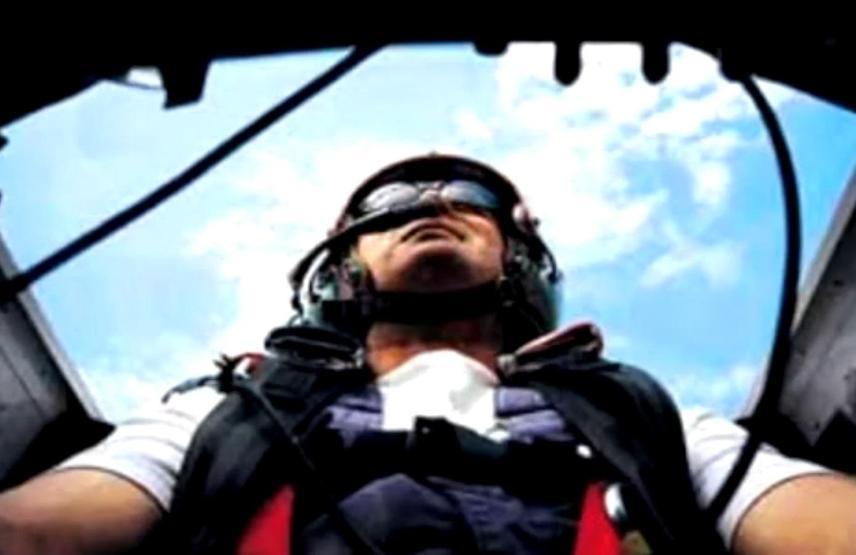 Bursada uçak kazasında can veren pilot Ünal Aster film gibi hayat hikayesi