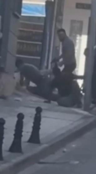 Dehşet anları kamerada: İki grup birbirine girdi 6 yaralı...