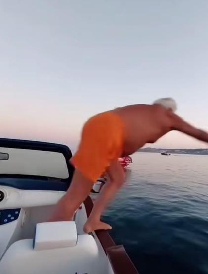 FEDON GELENEĞİ BOZMADI ‘Ben bitti demeden yaz bitmez’