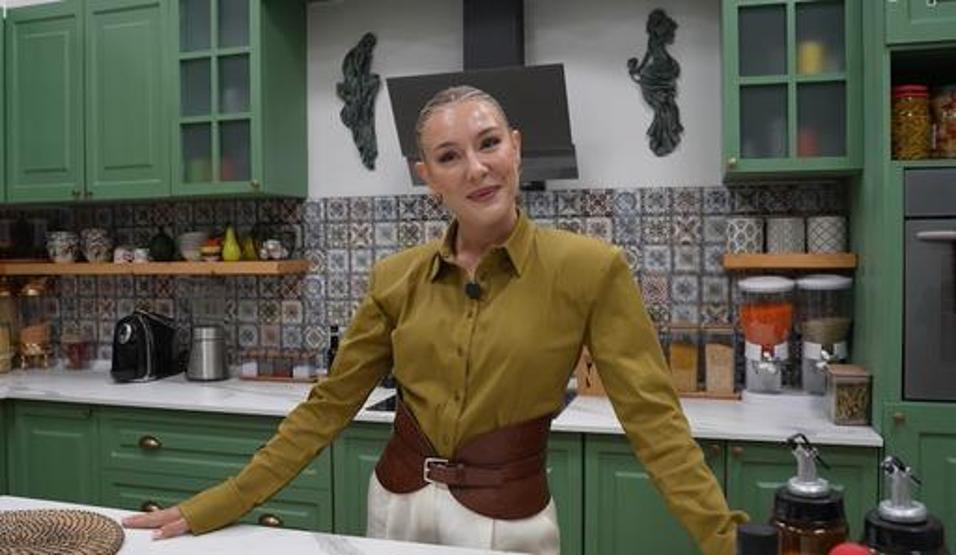 ALACA KONAĞI’NIN MUTFAĞINA HOŞ GELDİNİZ HANZADE ALACA’DAN KAPADOKYA’YA ÖZEL TESTİ KEBABI
