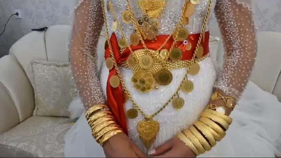 Aşiret düğününde damada 10 milyon TL, geline 4 kilo altın takıldı