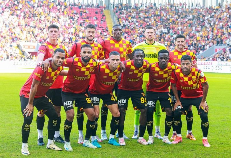 Göztepenin maçları bol gollü geçiyor