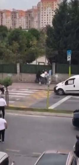 Başakşehirde dehşet anları; saldırgan rastgele 3 kişiyi bıçakladı