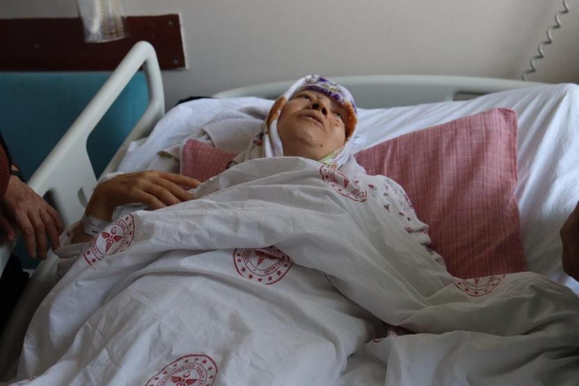 Karın ağrısıyla hastaneye gitti Doktorlar görünce şoke oldu
