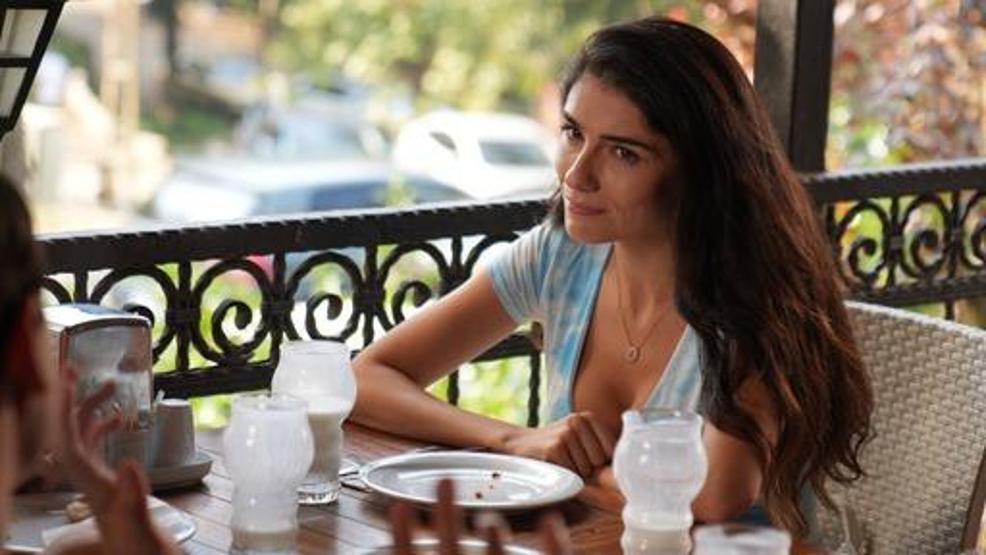 İNCİ TANELERİ HEYECAN DOLU YENİ BÖLÜMÜ İLE EKRANA GELDİ GÖCEK’TE DÜĞÜN ZAMANI