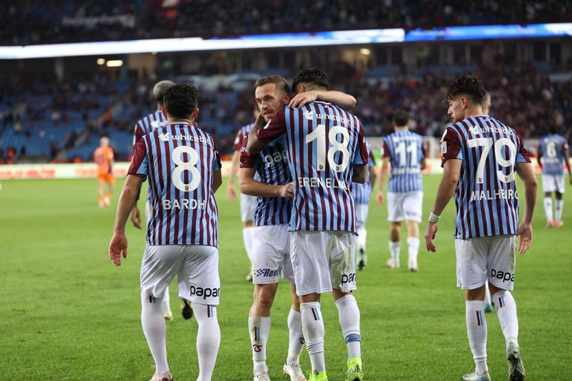 Trabzonsporda son dakikada gelen golle yüzler güldü