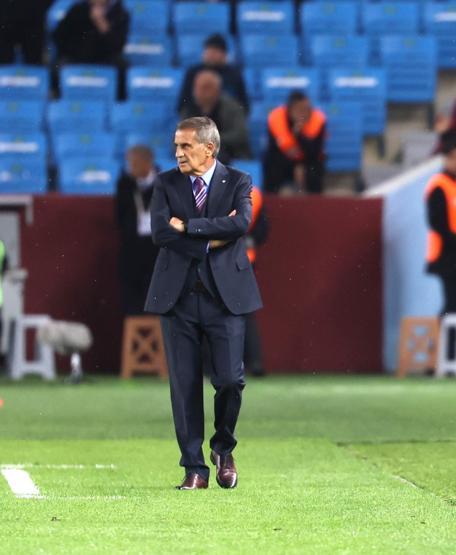 Trabzonsporda son dakikada gelen golle yüzler güldü