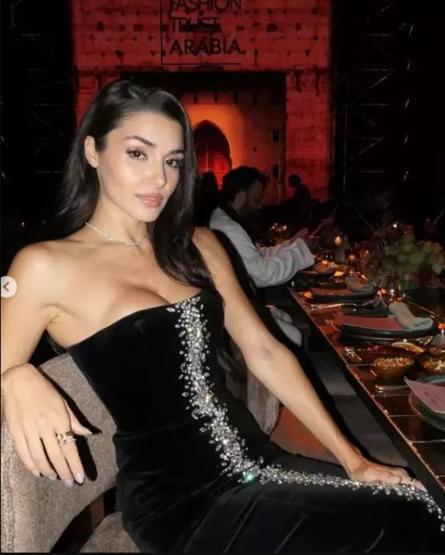 Hande Erçel havalimanında yakalandı Hakan beyi göremedik yanınızda