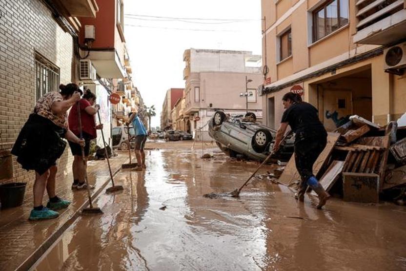 İspanyadaki sel felaketinde can kaybı 95e yükseldi