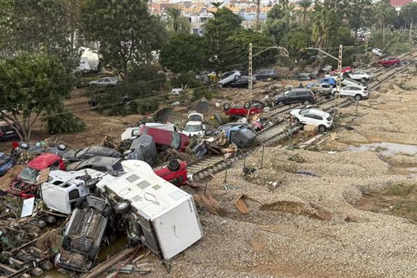 İspanyadaki sel felaketinde can kaybı 95e yükseldi