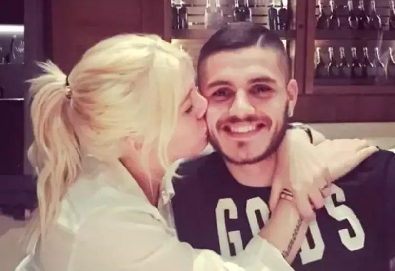 Galatasarayın yıldızı Mauro Icardi öfkeden deliye döndü L-Gante ile yakınlaşan Wanda Naraya şok TAKİPTEN ÇIKTI
