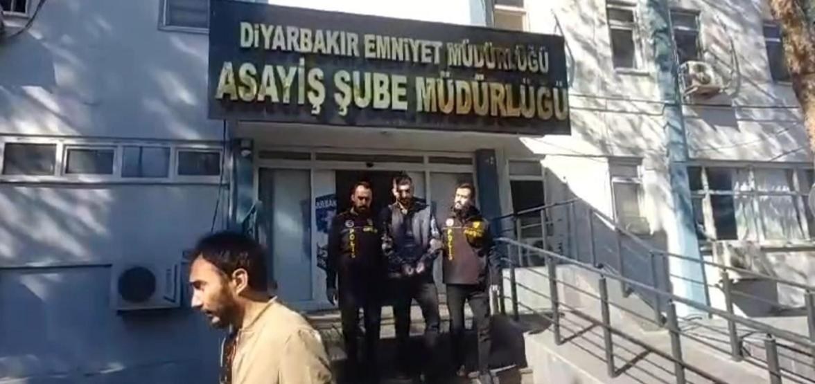Hırsızlık ve kurşunlama şüphelilerine ‘Cambaz’ operasyonu
