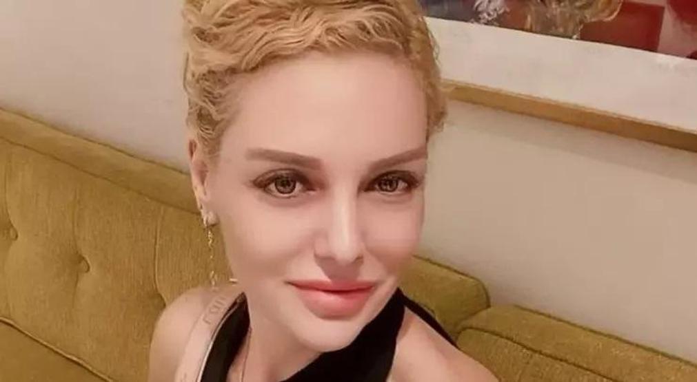 Kayahanın kızı Beste Açardan Esra Ezmeciyi bile şaşırtan sözler KEHANETLERİ TEK TEK SIRALADI